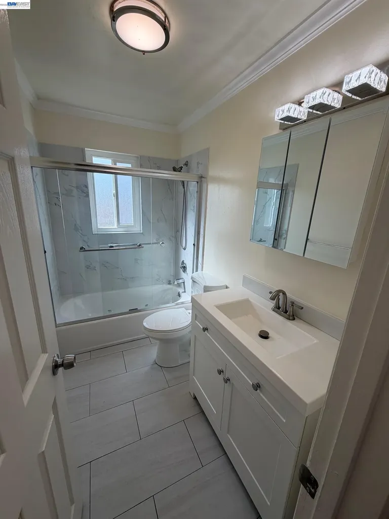 820 Island Drive Alameda CA 94502