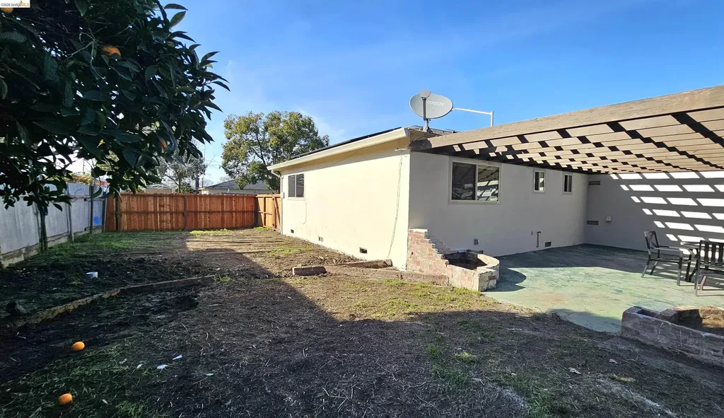 95 Leland Road Pittsburg CA 94565