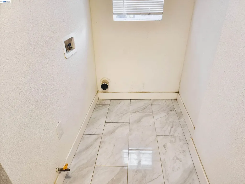 28 Madill Street Antioch CA 94509