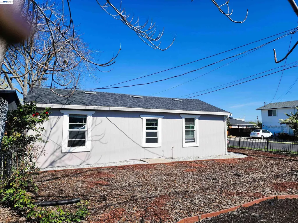 28 Madill Street Antioch CA 94509