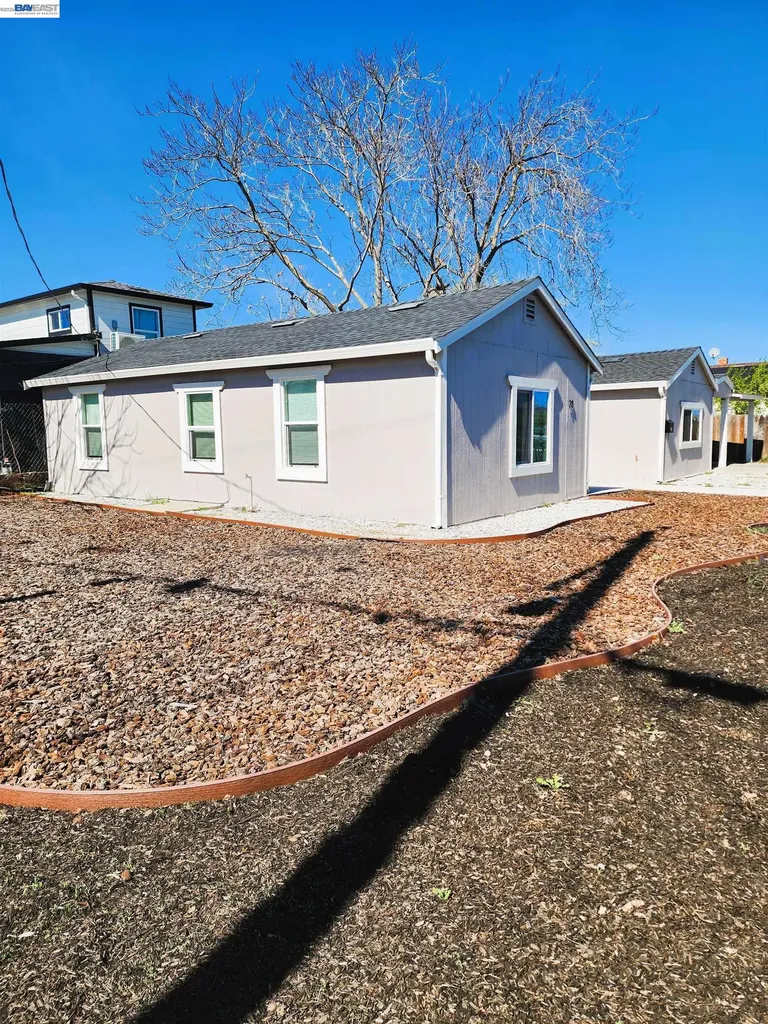 28 Madill Street Antioch CA 94509