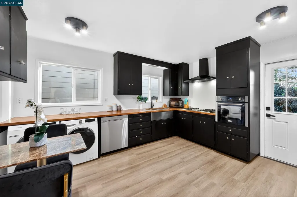 230 Fairlawn Drive Berkeley CA 94708