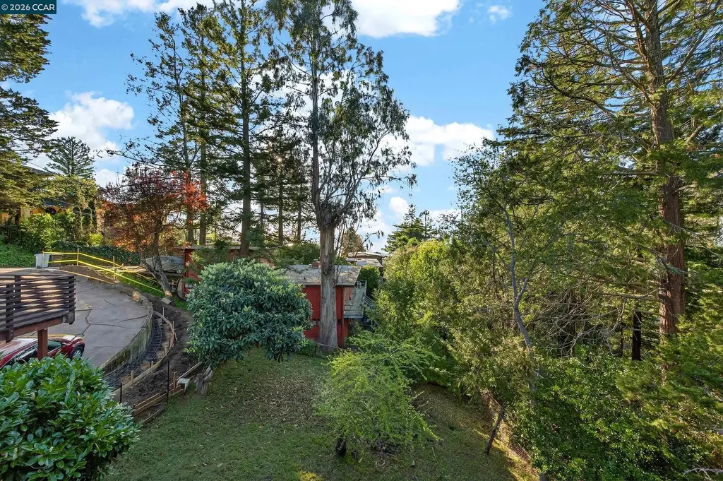 230 Fairlawn Drive Berkeley CA 94708