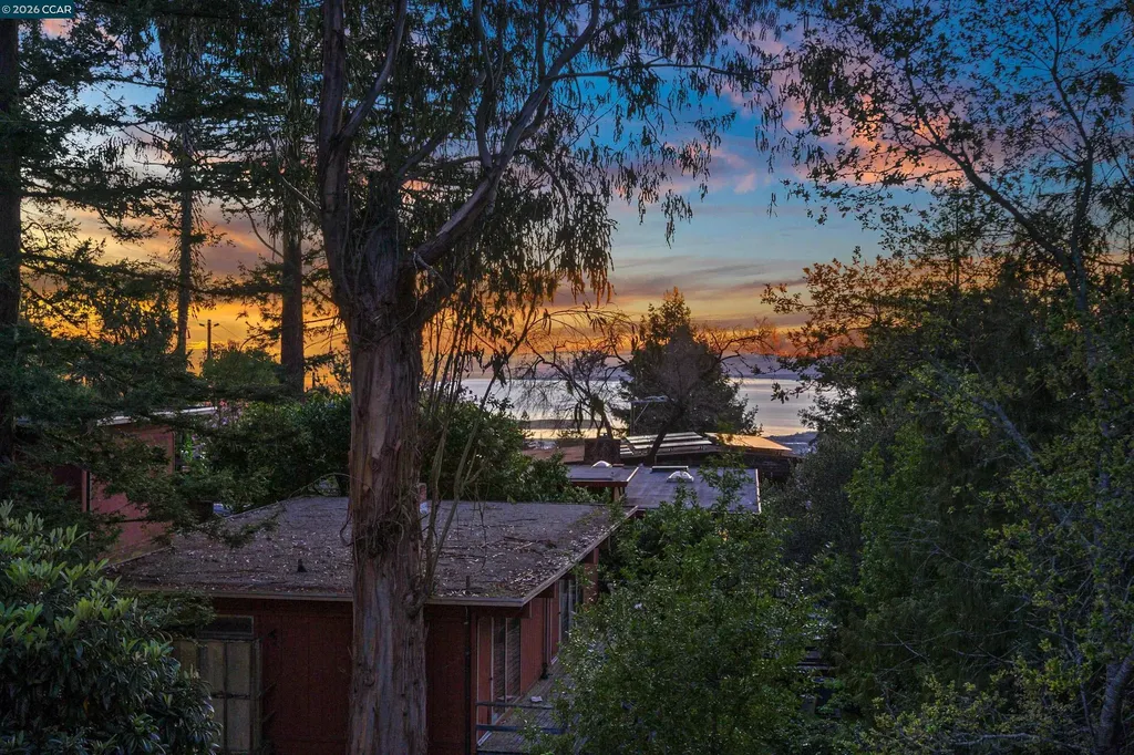 230 Fairlawn Drive Berkeley CA 94708