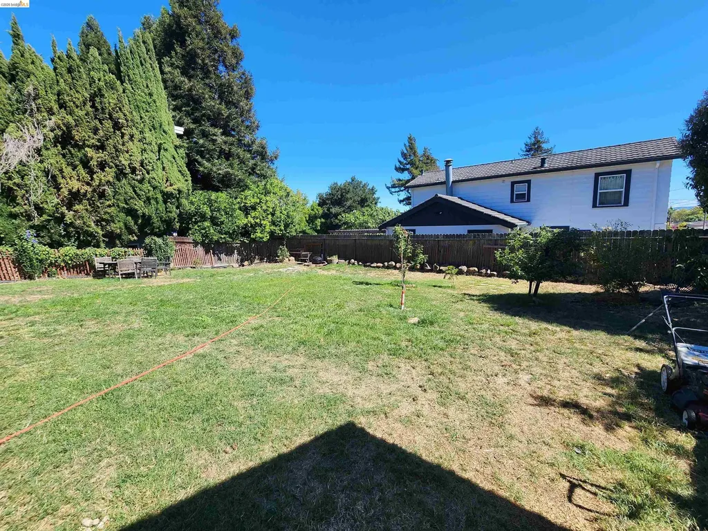 21 Monte Vista Avenue Vallejo CA 94590