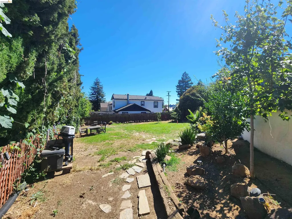 21 Monte Vista Avenue Vallejo CA 94590