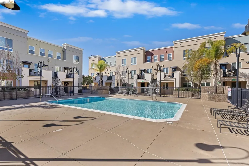 88 6th Street Pittsburg CA 94565