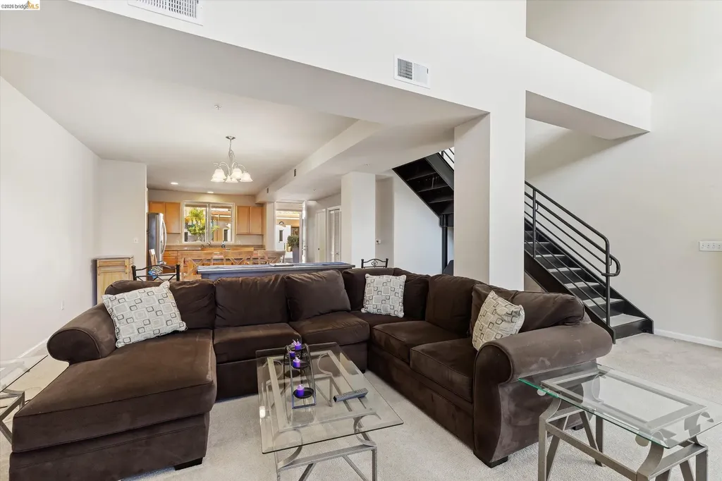 88 6th Street Pittsburg CA 94565