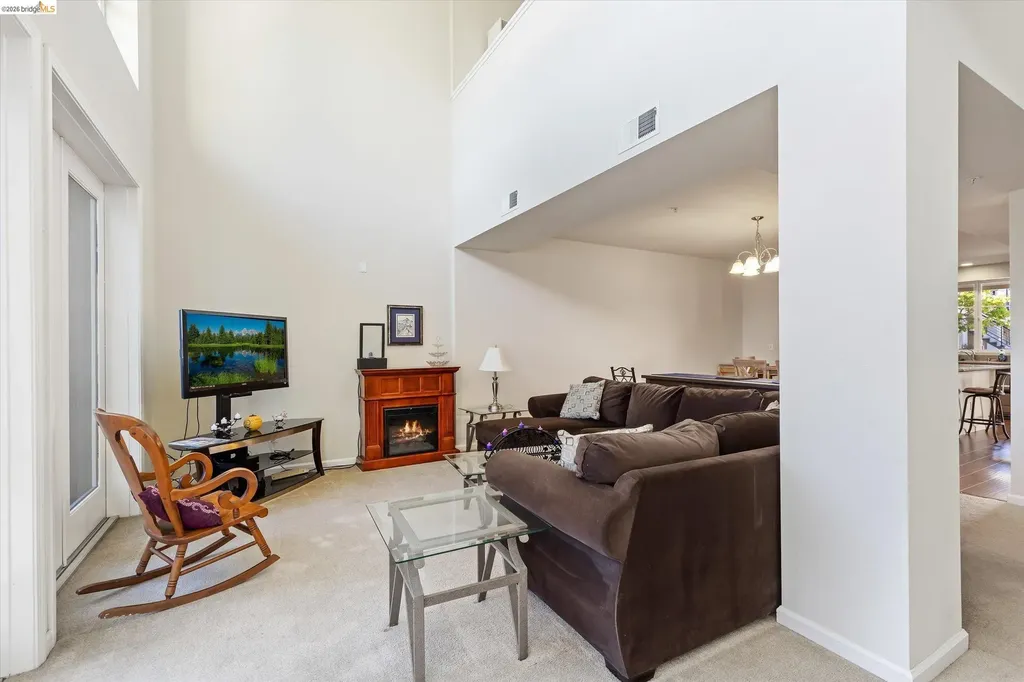 88 6th Street Pittsburg CA 94565
