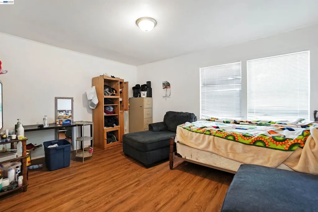 2504 78th Avenue Oakland CA 94605
