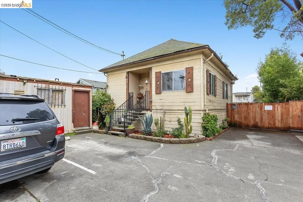 1432 45th Avenue Oakland CA 94601