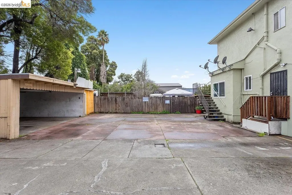 1432 45th Avenue Oakland CA 94601