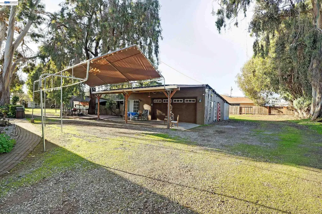 1177 Thiel Road Hayward CA 94544