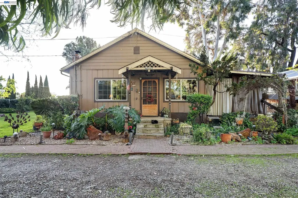 1177 Thiel Road Hayward CA 94544