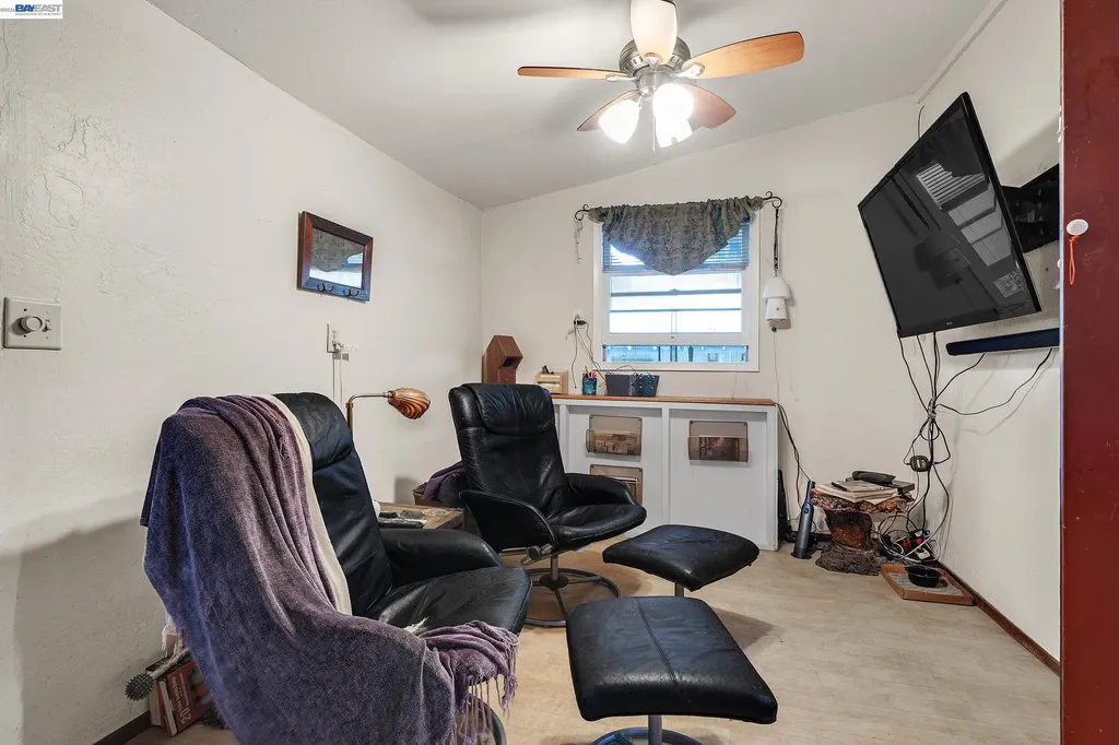 1177 Thiel Road Hayward CA 94544