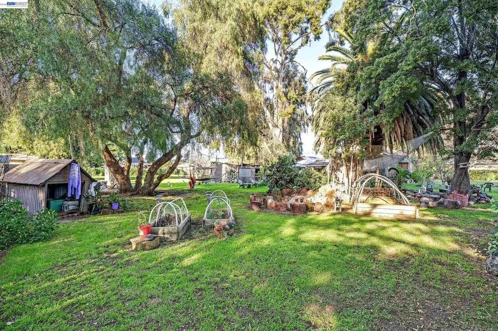1177 Thiel Road Hayward CA 94544