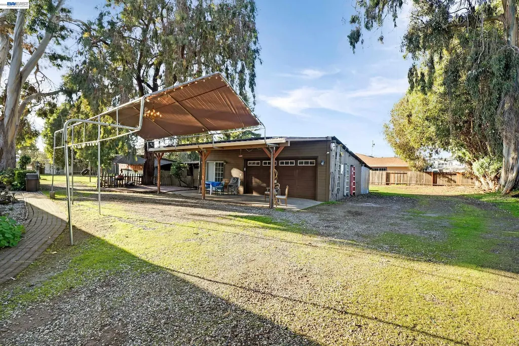 1177 Thiel Road Hayward CA 94544