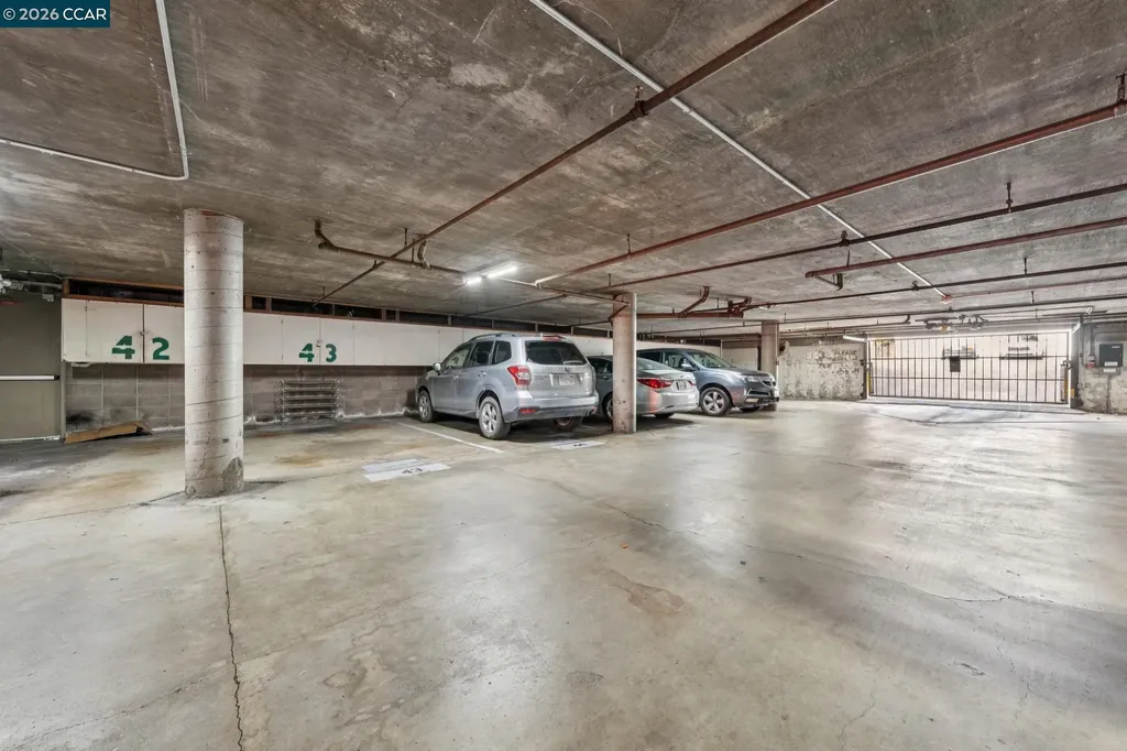 360 Vernon Street Oakland CA 94610