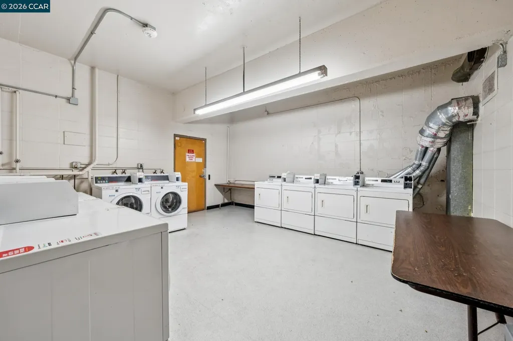 360 Vernon Street Oakland CA 94610