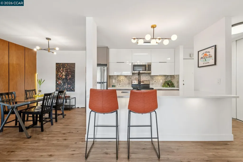 360 Vernon Street Oakland CA 94610