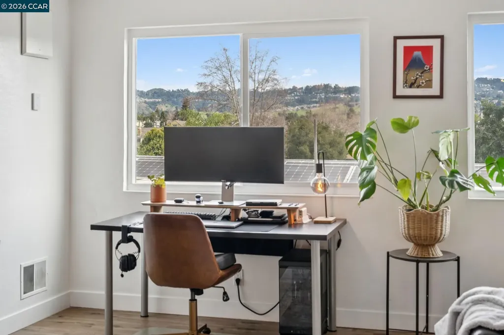 360 Vernon Street Oakland CA 94610