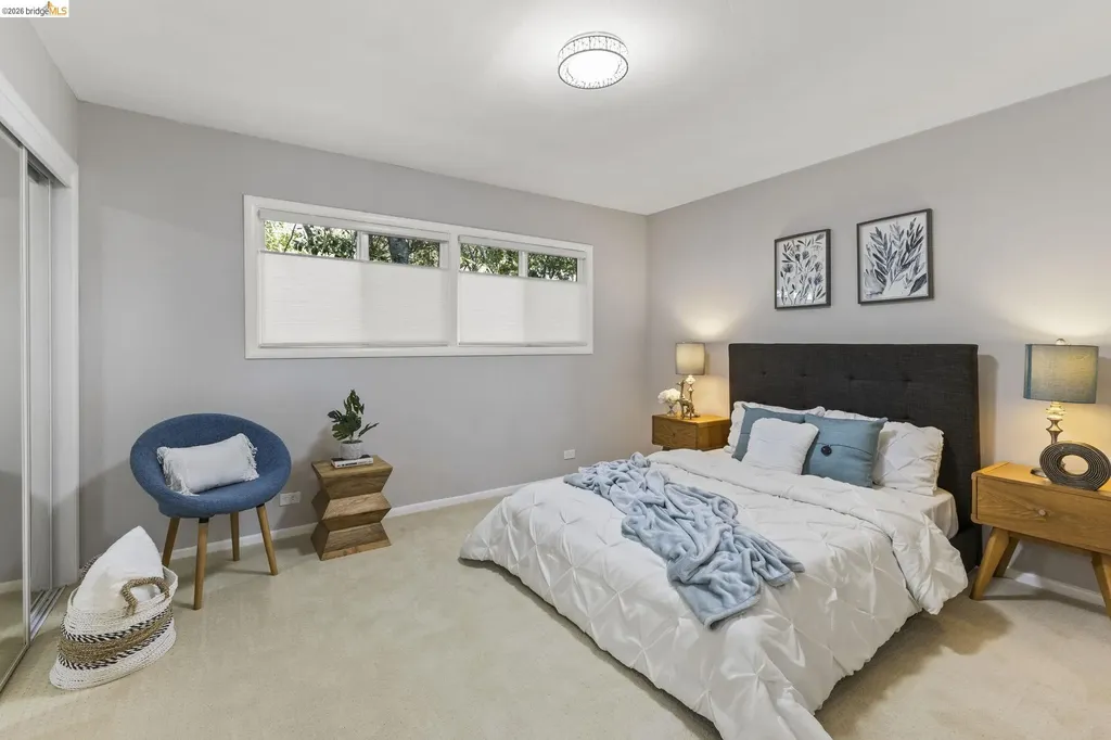 64 Valencia Road Orinda CA 94563