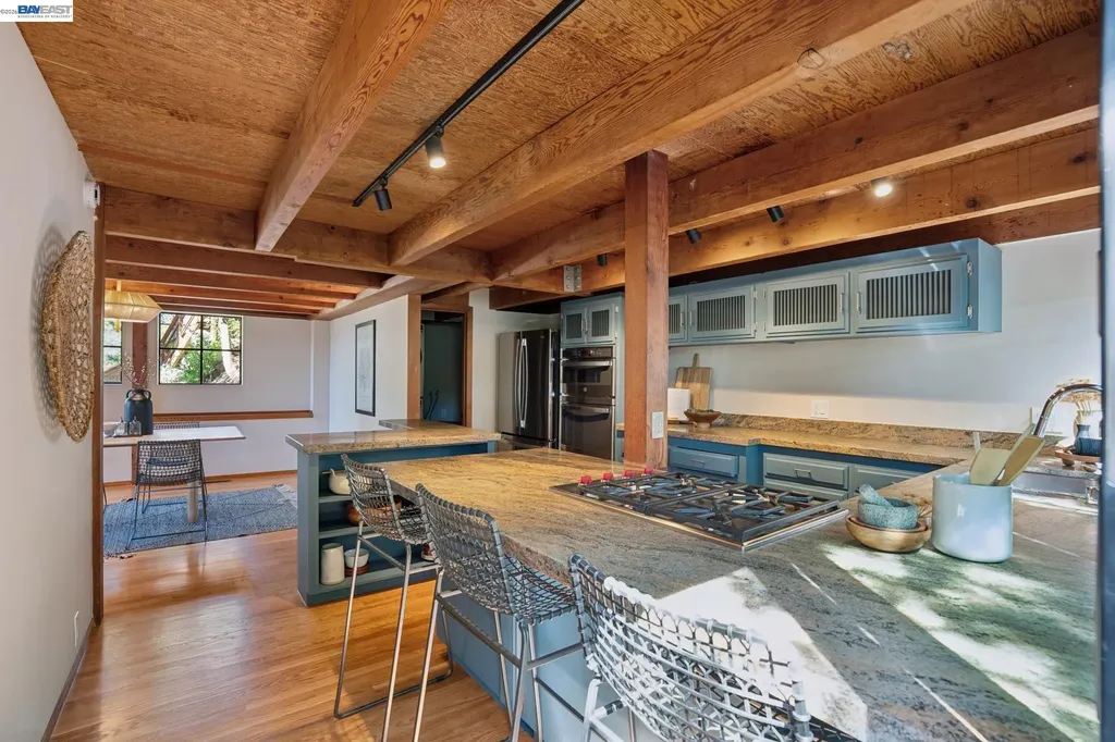 2686 Shasta Road Berkeley CA 94708