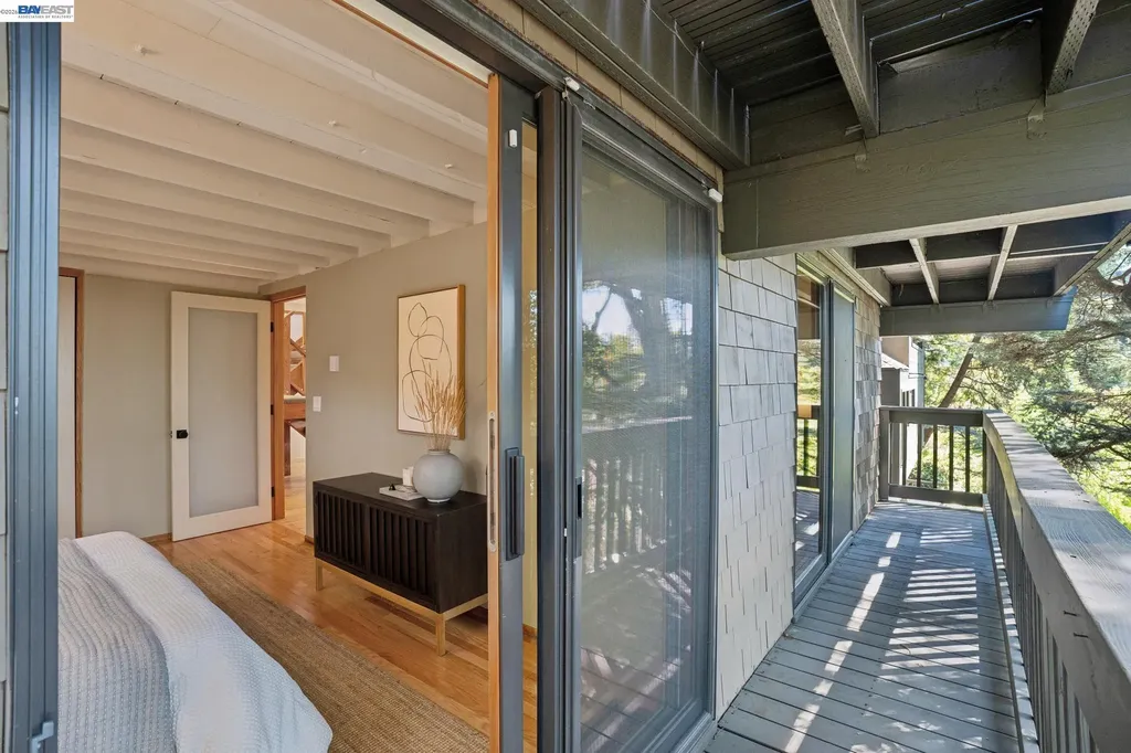2686 Shasta Road Berkeley CA 94708