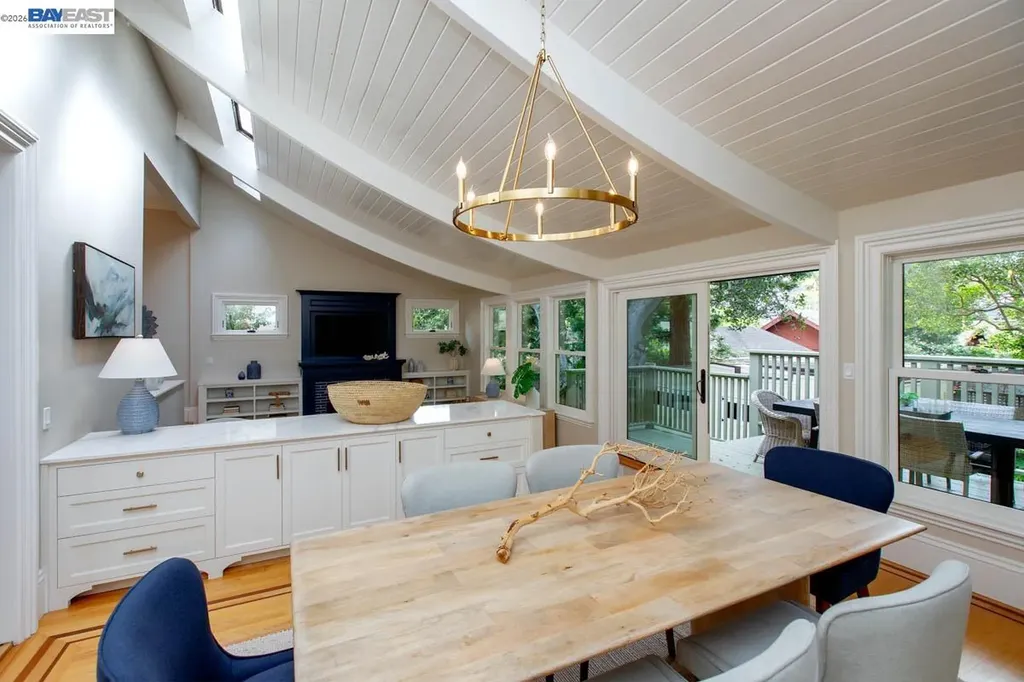 1003 Morton Street Alameda CA 94501