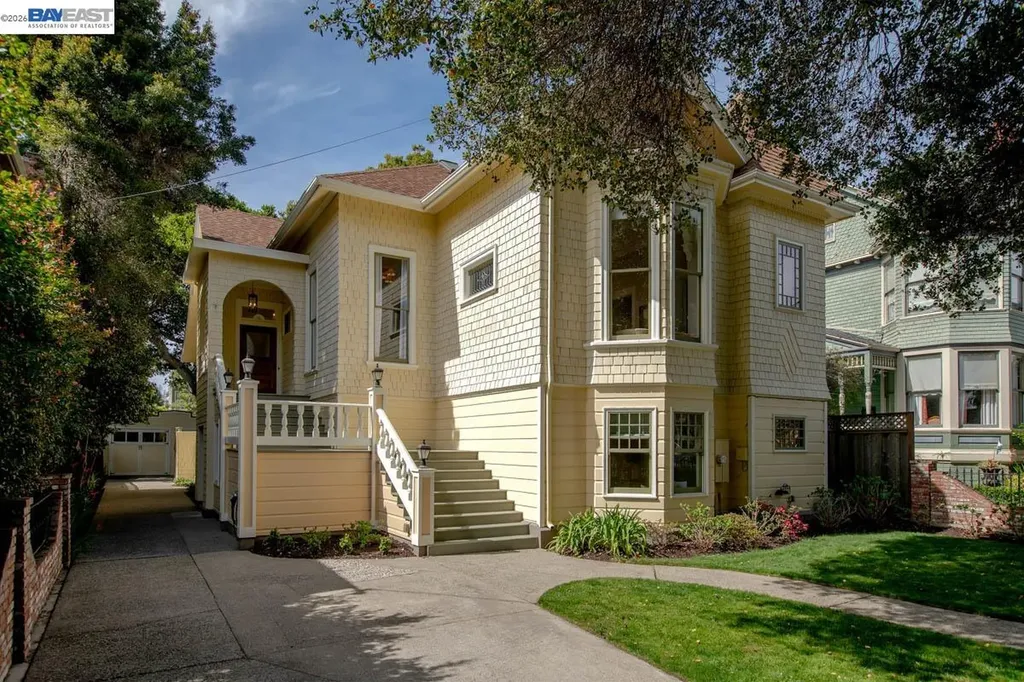 1003 Morton Street Alameda CA 94501