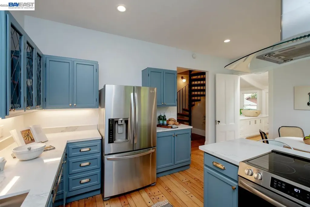 1003 Morton Street Alameda CA 94501