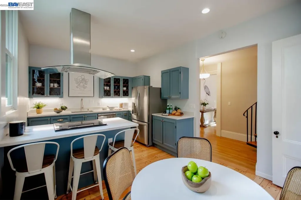 1003 Morton Street Alameda CA 94501