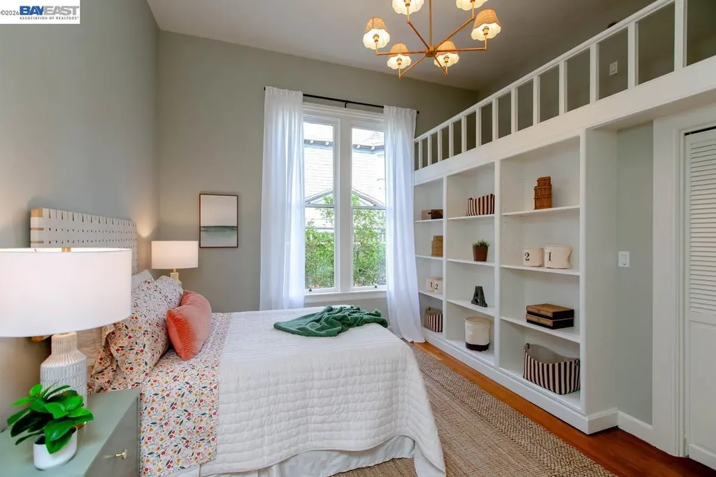 1003 Morton Street Alameda CA 94501