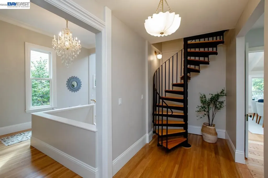 1003 Morton Street Alameda CA 94501