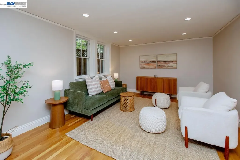 1003 Morton Street Alameda CA 94501