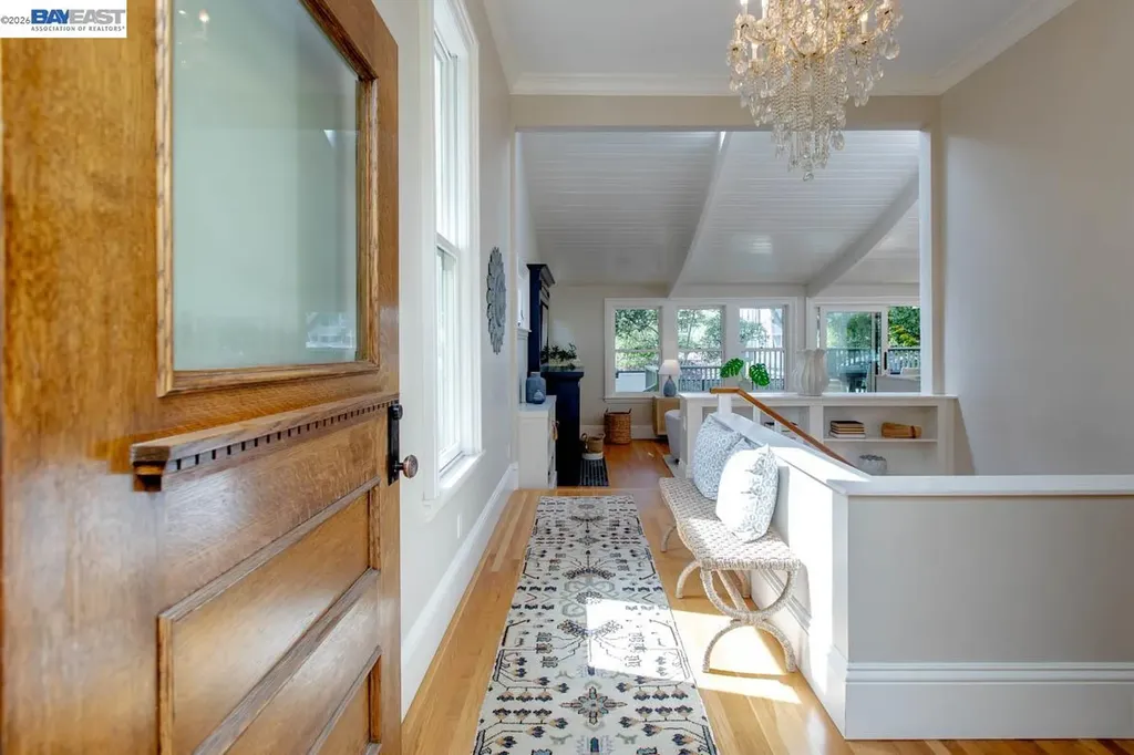 1003 Morton Street Alameda CA 94501