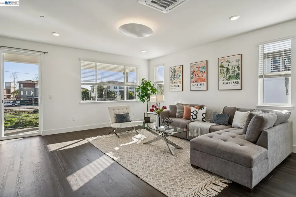 646 Eucalyptus Way Alameda CA 94501