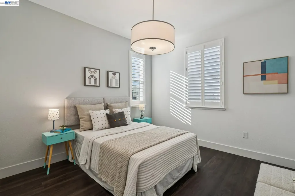 646 Eucalyptus Way Alameda CA 94501