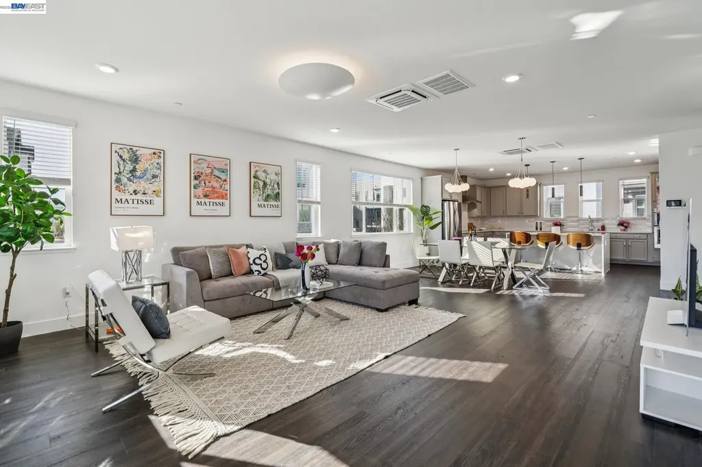 646 Eucalyptus Way Alameda CA 94501