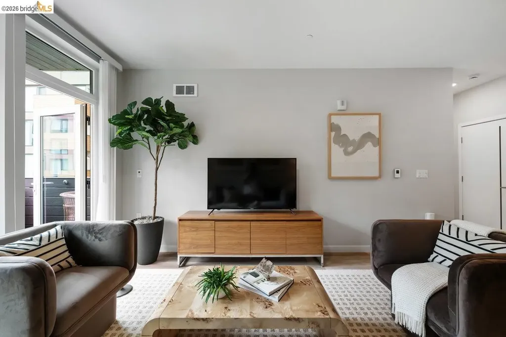 260 Brooklyn Basin Way Oakland CA 94606