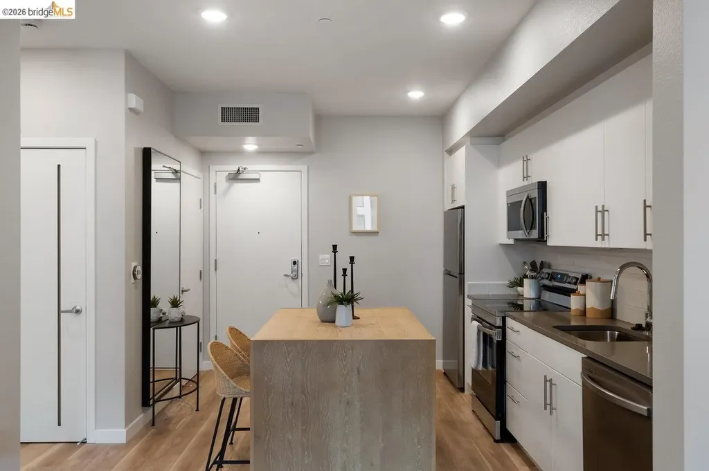 260 Brooklyn Basin Way Oakland CA 94606