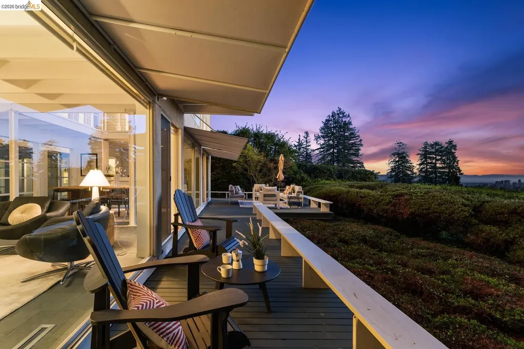 Berkeley CA, 45 Vicente Road