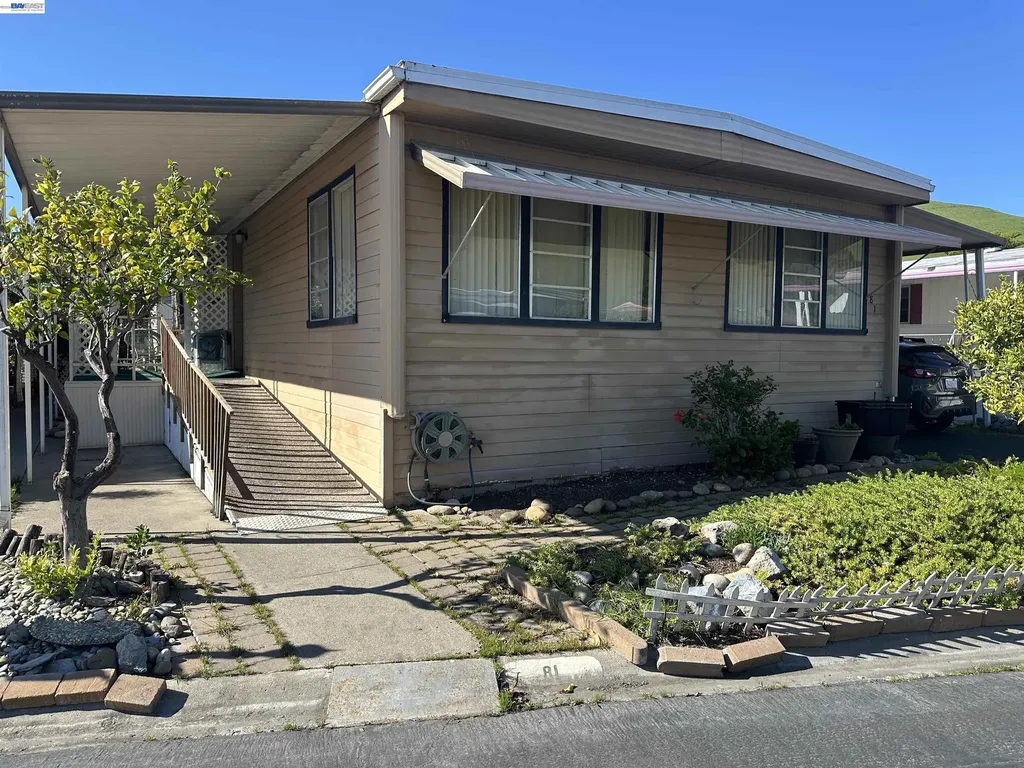 711 Old Canyon Road Fremont CA 94536