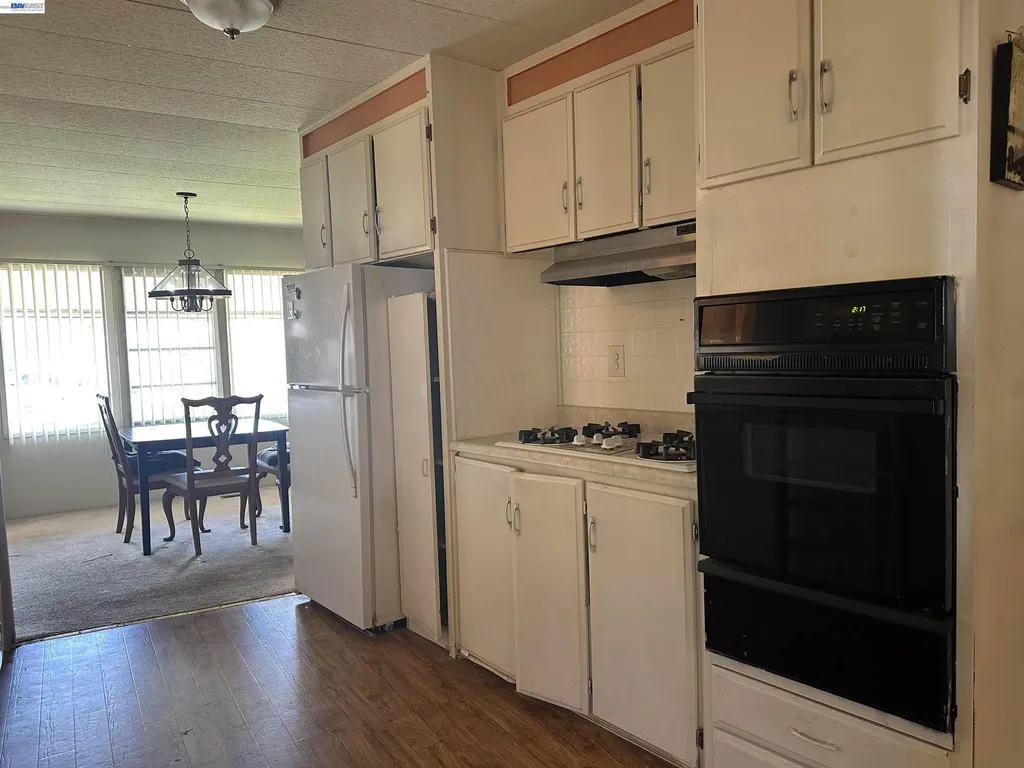 711 Old Canyon Road Fremont CA 94536
