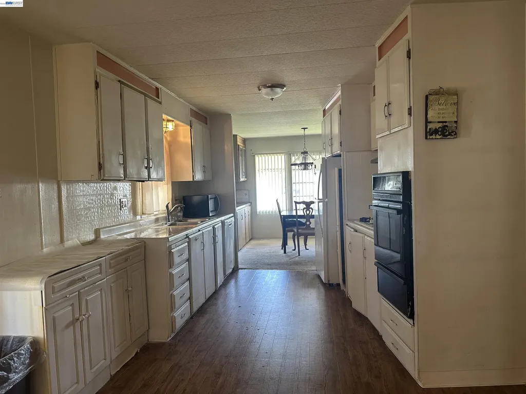 711 Old Canyon Road Fremont CA 94536