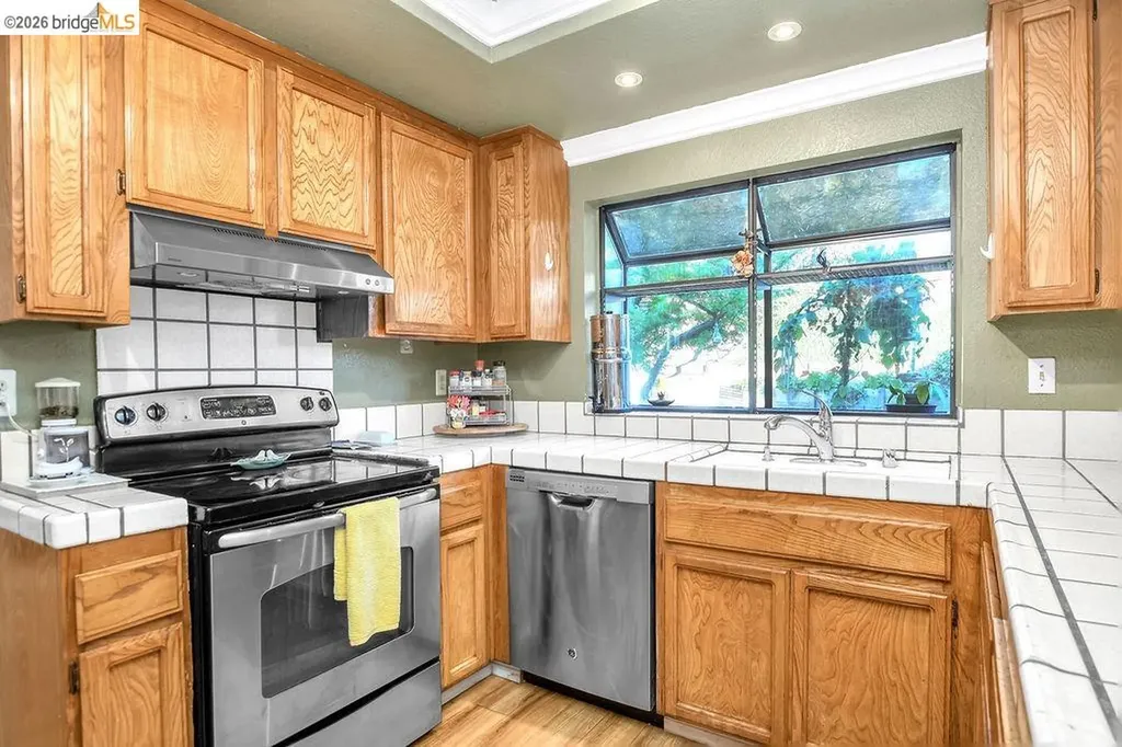 2860 Honeysuckle Circle Antioch CA 94531