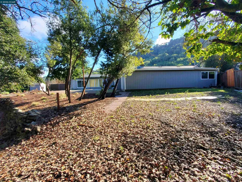 2420 Tomar Court Pinole CA 94564