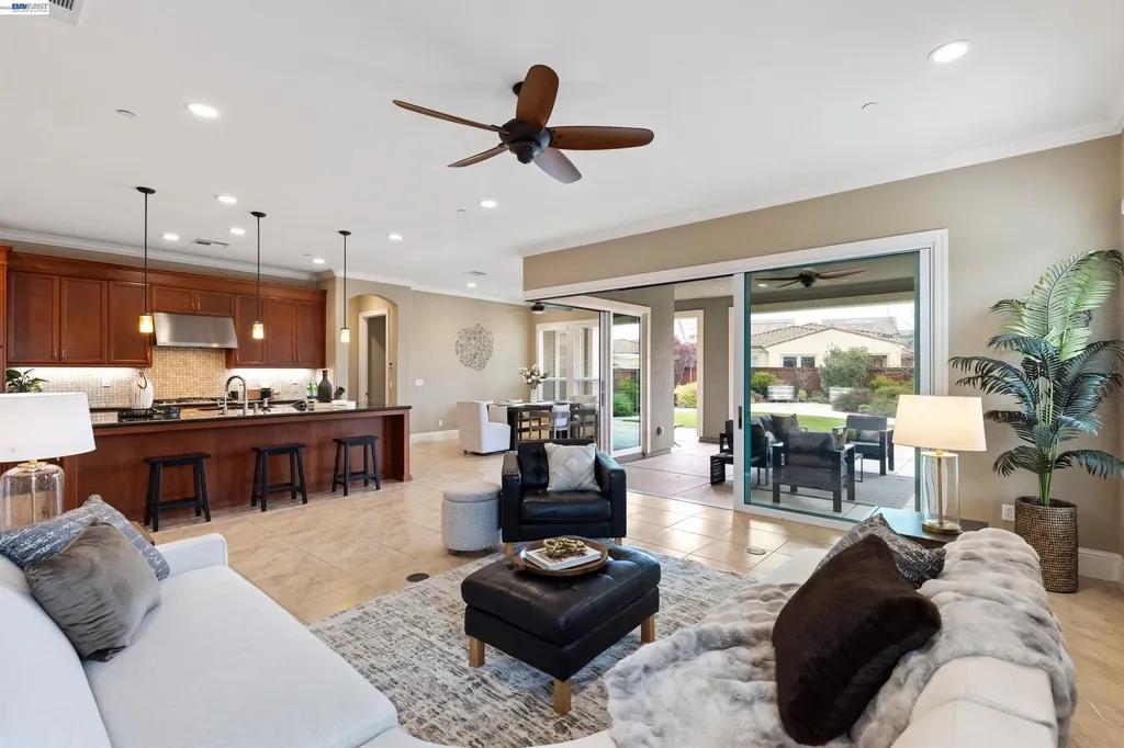 2062 Reserva Court Brentwood CA 94513