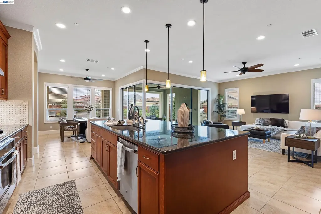2062 Reserva Court Brentwood CA 94513