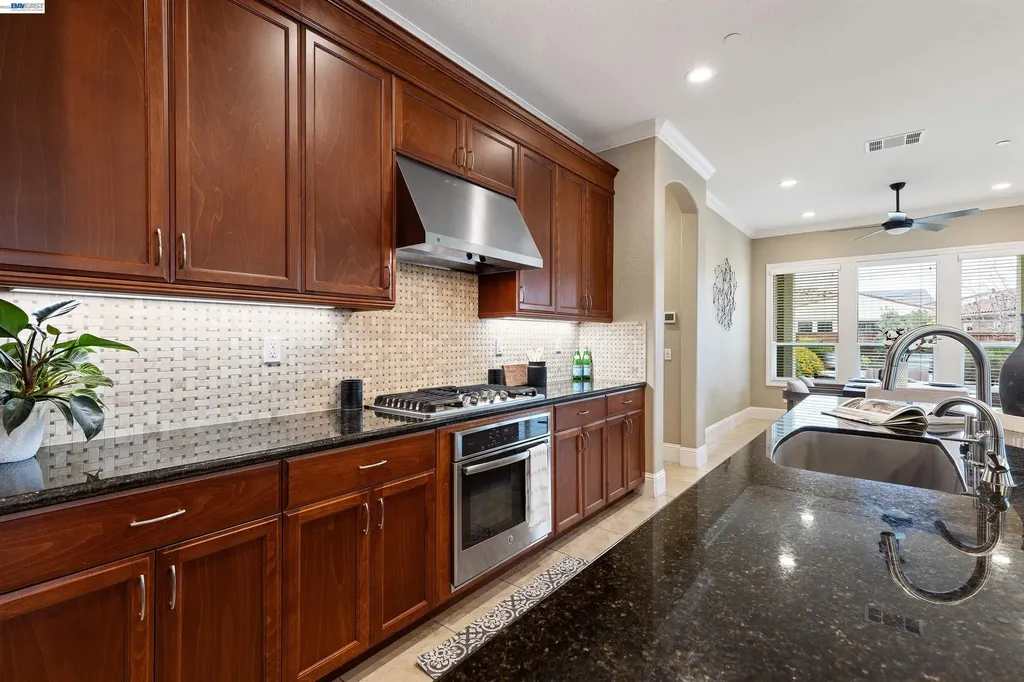 2062 Reserva Court Brentwood CA 94513